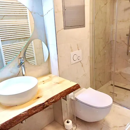 Paseky Wellness - Bazén, Sauna, Výřivka 4*