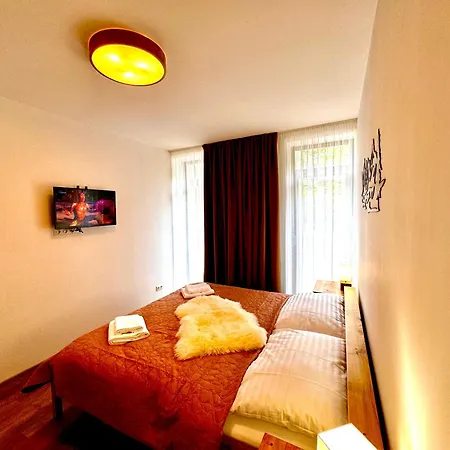 Aparthotel Paseky Wellness - Bazén, Sauna, Výřivka 4*